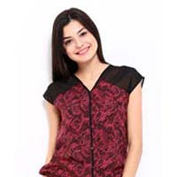 Polyester Blended Half Sleeve Top