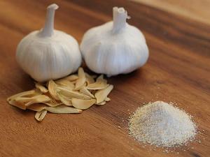 Dehydrated Garlic Flakes