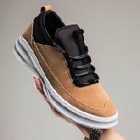 suede leather jogger shoes