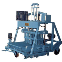 Concrete brick making machine