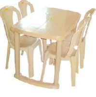 Plastic Dining Table