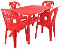 plastic dining tables