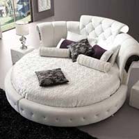 round bed