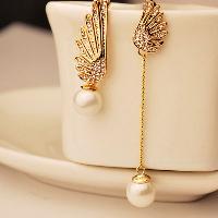 stylish pearl earrings