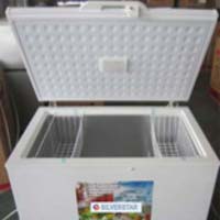 CF300102 Chest Freezer