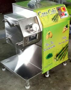 4 Roller Table Top Sugar Cane Juice Extractor