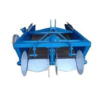 Potato Digger Machine
