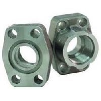 hydraulic flanges