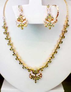 ladies imitation necklace