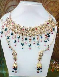 ladies imitation necklace