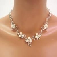 Bridal Pearl Necklace Set