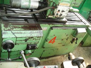 HORIZONTAL KEYWAY MILLING MACHINE