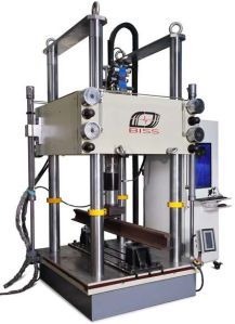 Servo Hydraulic Universal Testing Machine