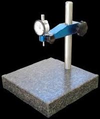 precision comparator stand