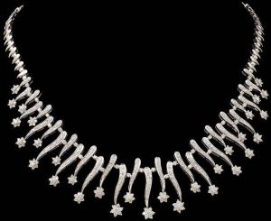 Diamond White Gold Necklace (CWDWGN001)