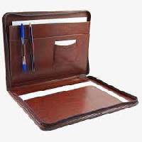 corporate leather gifts
