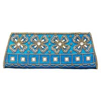 Dazzling Hi Loooook Party Clutches for Gift Purpose