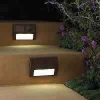 solar landscape lights