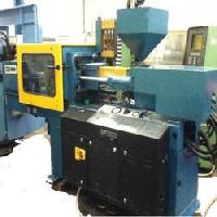 pet injection moulding machines