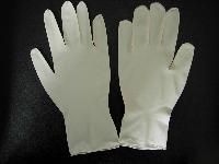 Plastic Examination Gloves