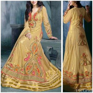 Designer Lehengas