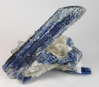 kyanite