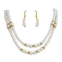 Pearl Necklace Set