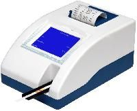 urine analyser