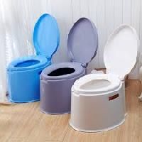 Plastic Toilet Seats