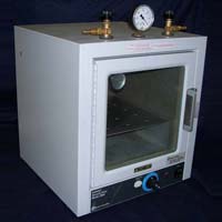 Vacuum Oven