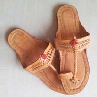 Ladies Leather Kolhapuri Slippers